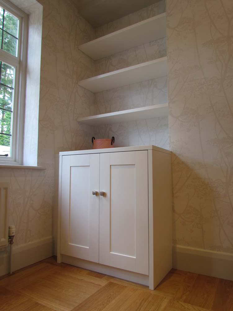 Alcove Shelving and Cupboard